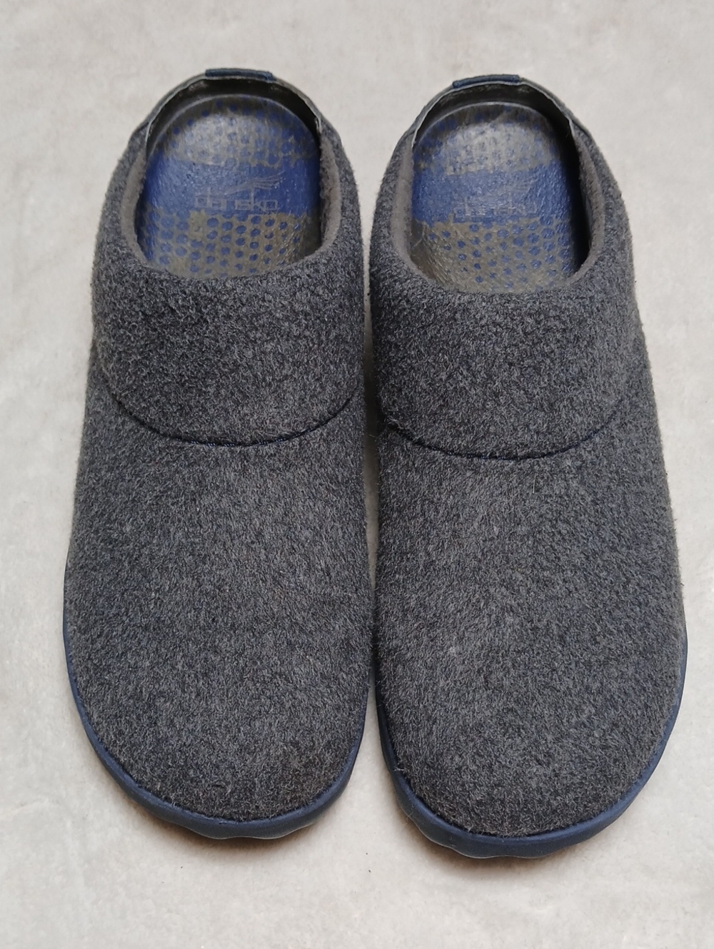 Dansko Women's Charcoal Gray Wool Slip-On Clogs Size 40